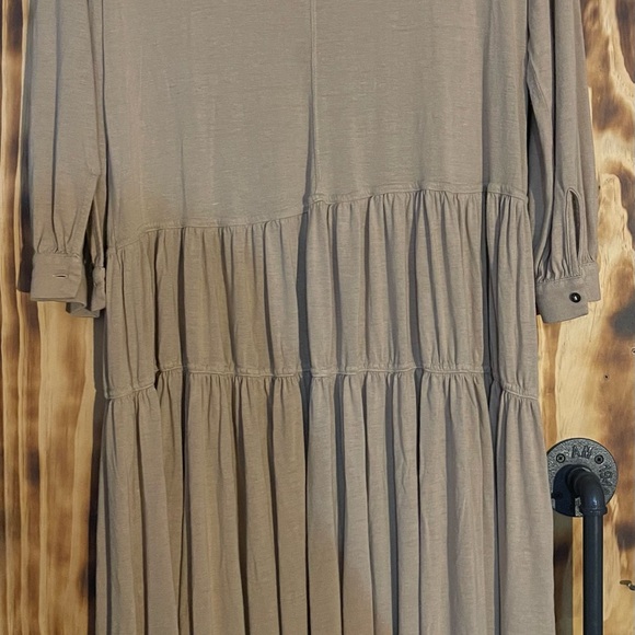 Free People Beach Jilly Midi dress size Small tan in color - Picture 4 of 10